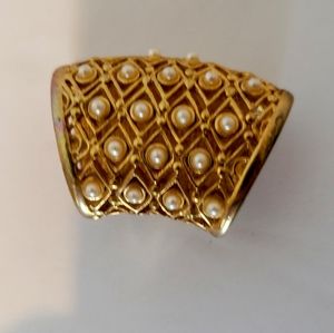 Pearl Scarf Slide  vintage 1960-70s